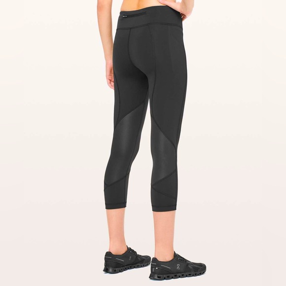 lululemon athletica Pants - Lululemon Pace Rival Crop *22" Black Speed Running Leggings Side Pockets Mesh